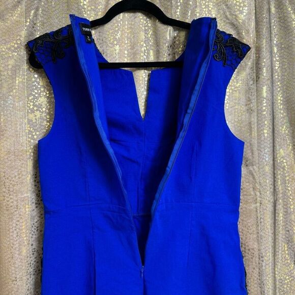 Torrid Royal Blue Black Embroidered Lace Bodycon Mini Sheath Dress Size 14 - Picture 7 of 7